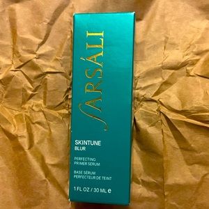 Farsali Skintune blur primer serum